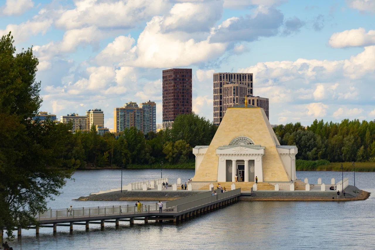 Храм-памятник Спаса Нерукотворного